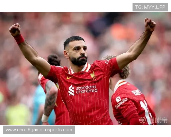 利物浦主场压制力爆棚，萨拉赫外脚背搓射差点挂角